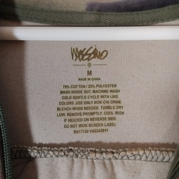 Camouflage Hoodie Sweat suit Jacket with Zipper front - Picture 4 of 10